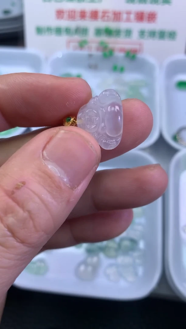 【闪购商品】翡翠颈饰18K金镶嵌佛公