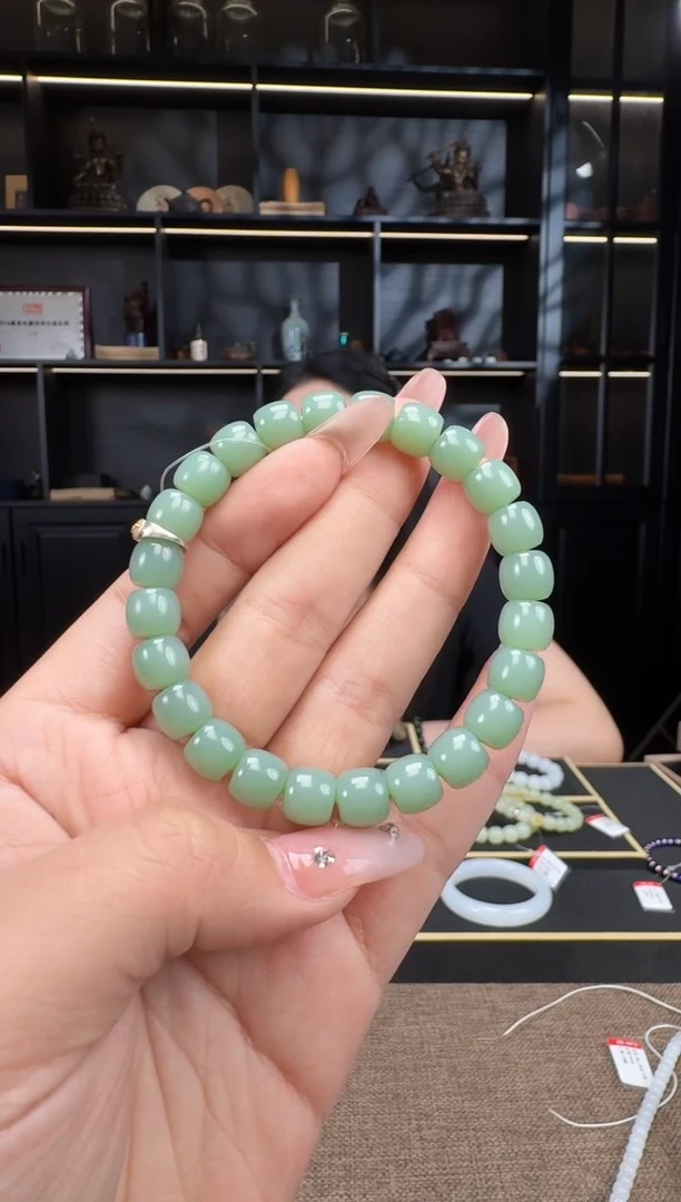 手串未镶嵌和田玉9mm粉青极致手串