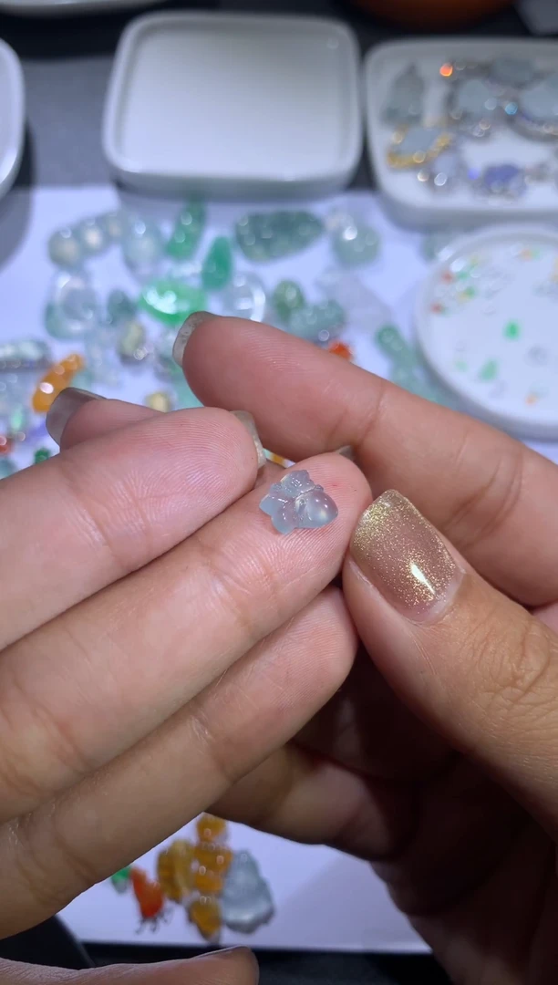 未镶嵌裸石翡翠起刚光小仙子