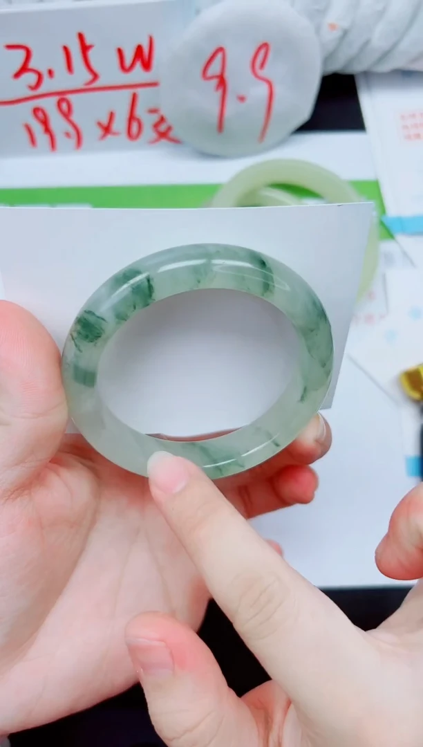 石英质玉手镯未镶嵌187-56