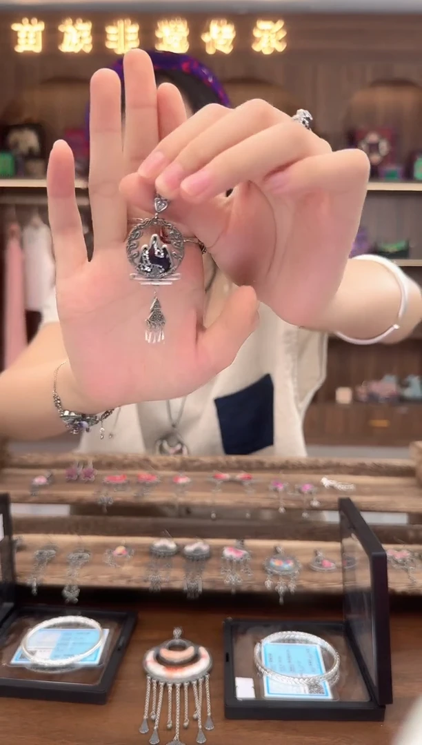 织绣扶光苗绣传承36