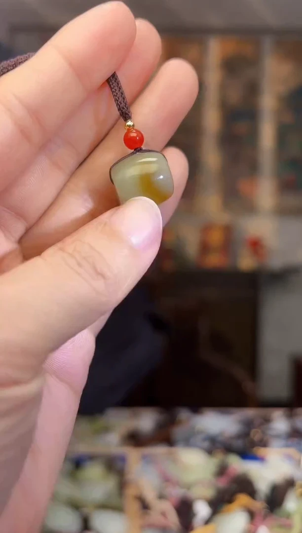 【闪购商品】和田玉颈饰未镶嵌拍一发一多样性发货