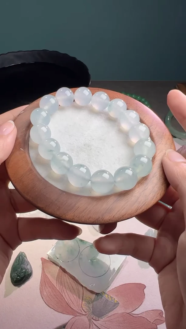 未镶嵌定制翡翠C****n正冰手串