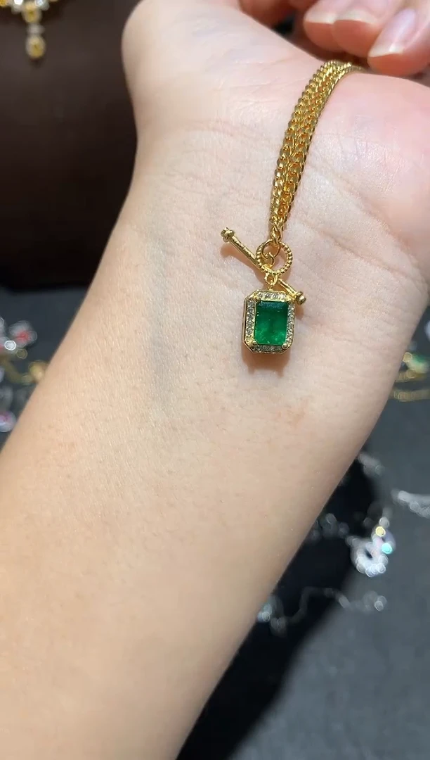 颈饰银S925镶嵌祖母绿项链