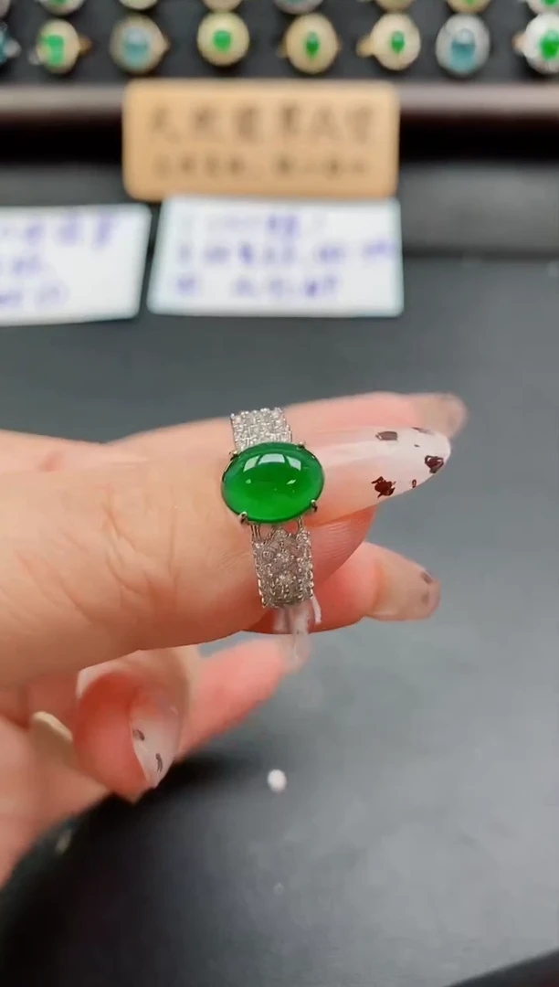 银S925镶嵌戒指翡翠1