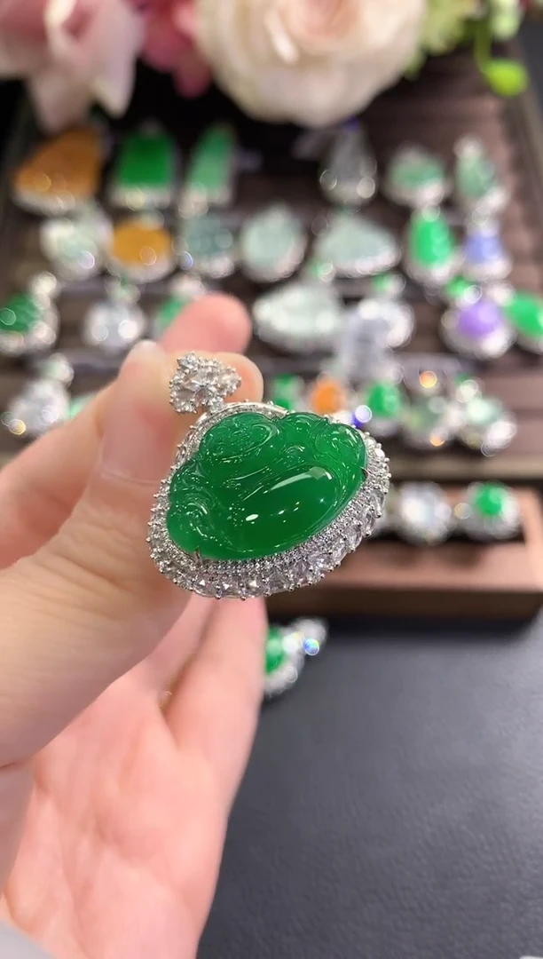 吊坠(不含链)18K金镶嵌翡翠d66