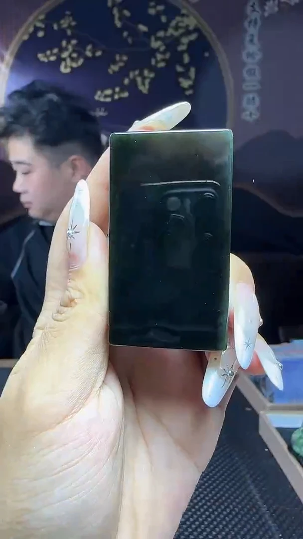 和田玉未镶嵌挂件和田玉买一送一