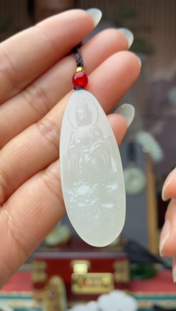 颈饰未镶嵌和田玉拍一发一