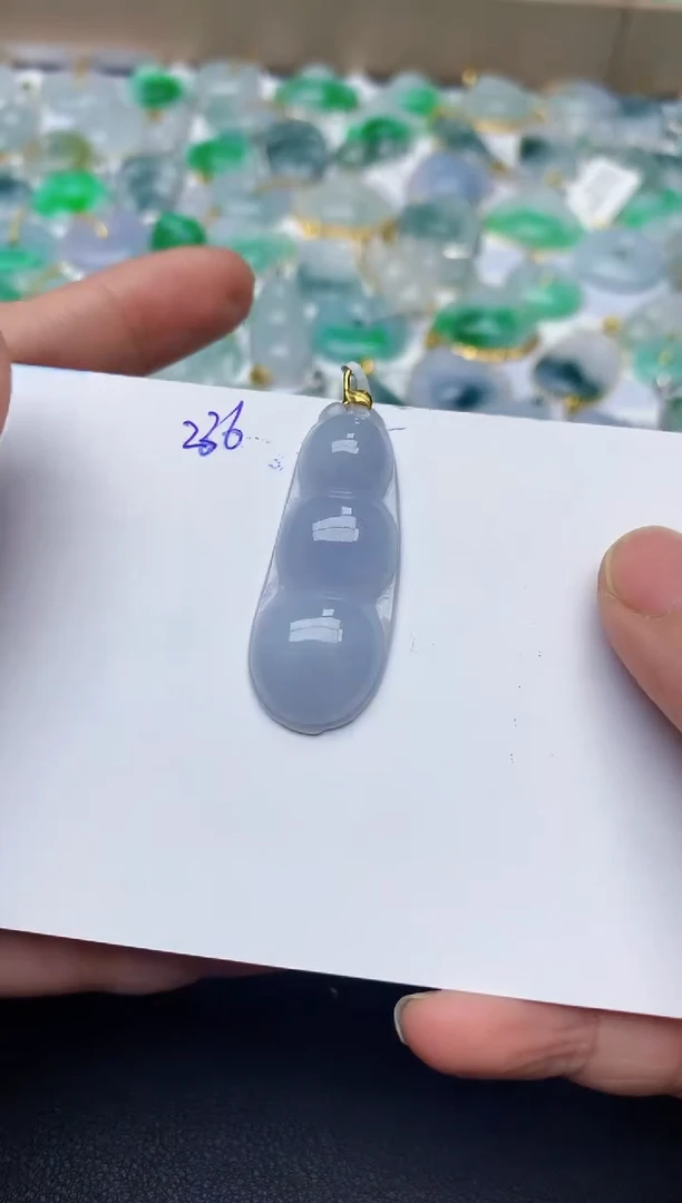 【闪购商品】翡翠颈饰18K金镶嵌天然翡翠A货