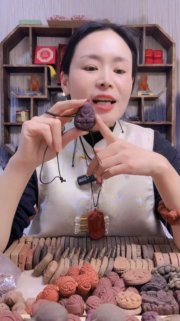 【闪购商品】泥塑玫瑰养心安神弥勒佛