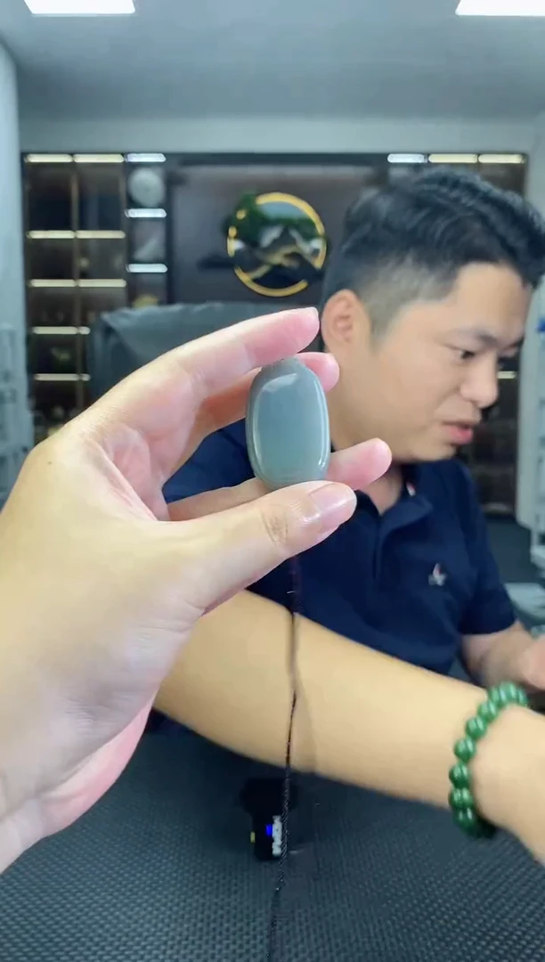 颈饰未镶嵌和田玉无事牌清货3