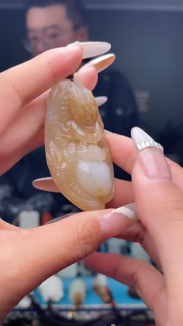 未镶嵌和田玉挂件1