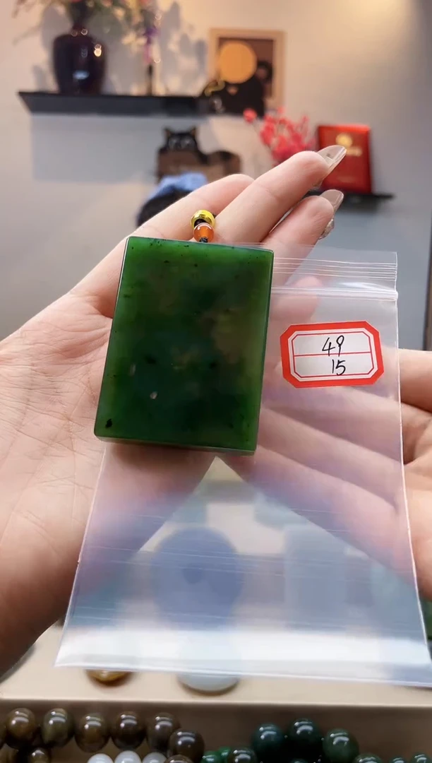 未镶嵌和田玉挂件1