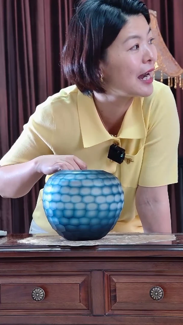 琉璃手工艺品磨刻