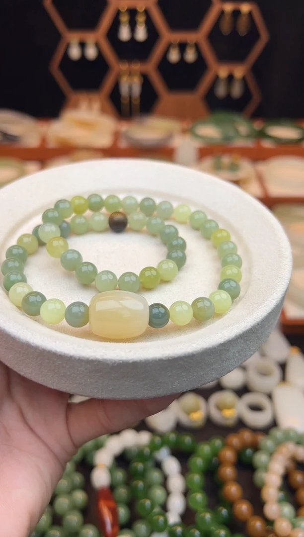 未镶嵌手链和田玉福利