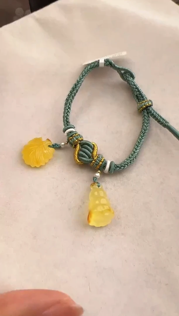 【闪购商品】琥珀裸石未镶嵌10207026-手绳