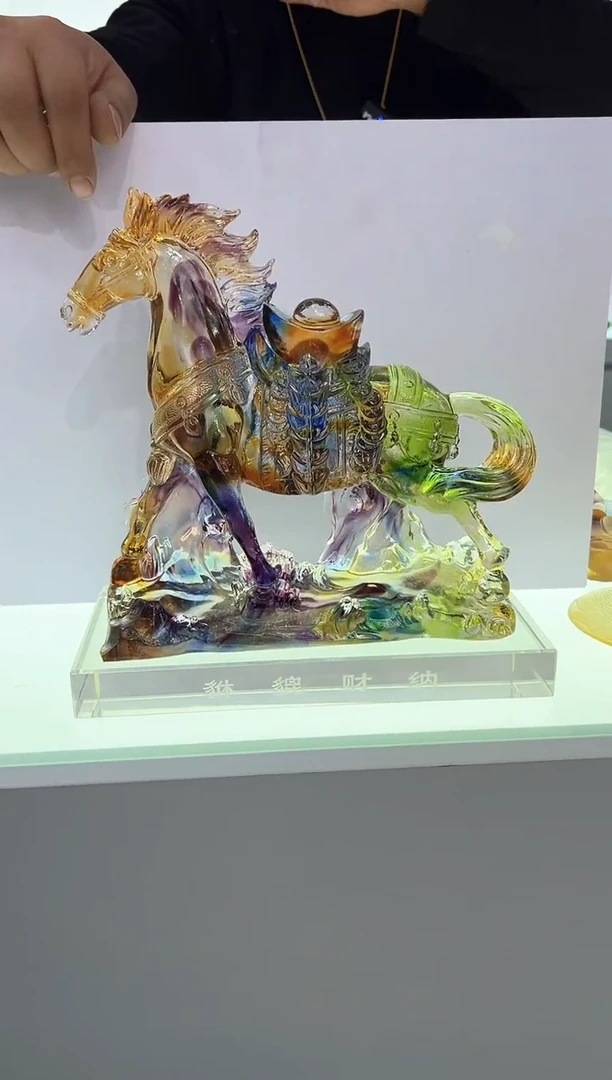 【闪购商品】泥塑古法琉璃马上有钱彩色摆件