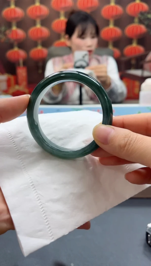 【闪购商品】翡翠手镯未镶嵌00003102