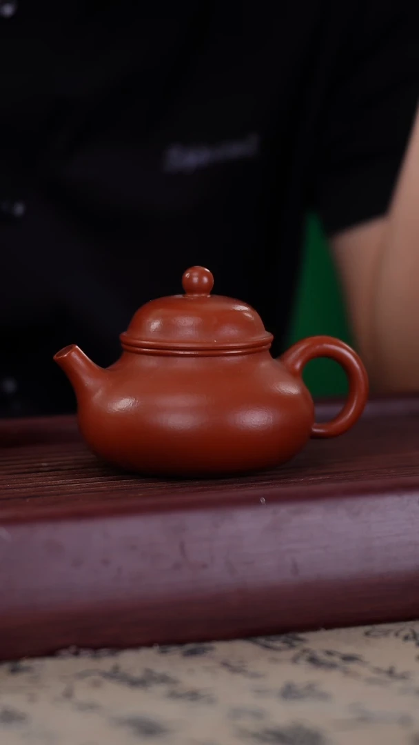 茶壶紫砂朱泥光速容天