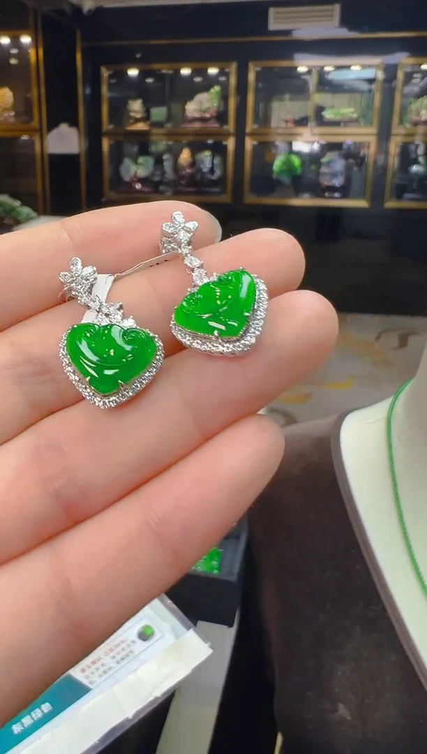 18K金镶嵌翡翠耳饰048