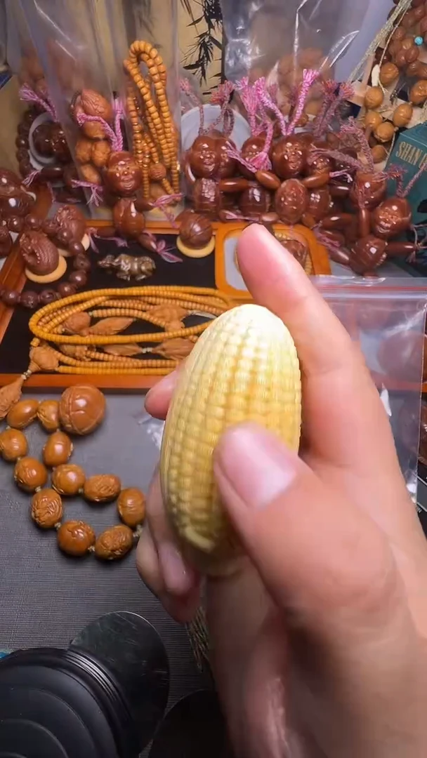 手串橄榄核龙血金丝竹一个