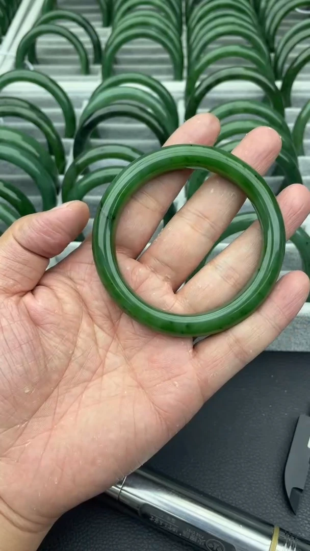 未镶嵌手镯和田玉（碧玉）36-60.6