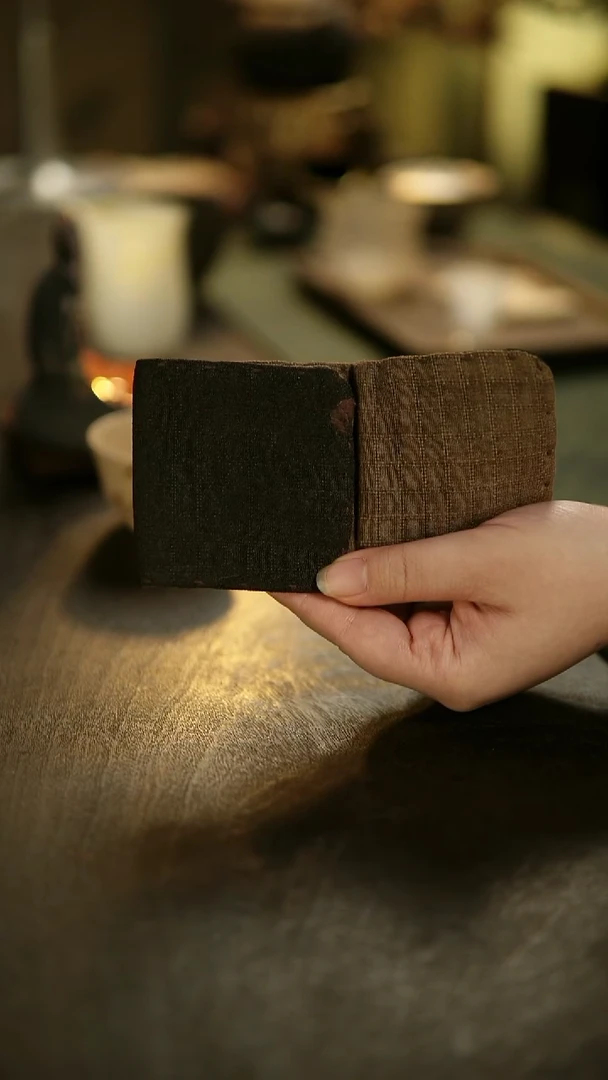 阿眠     香云纱真丝格纹禅意茶巾小号