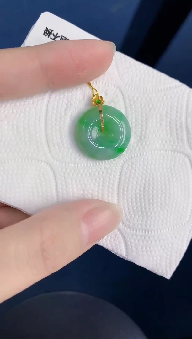 颈饰18K金镶嵌翡翠天然翡翠缅甸A货