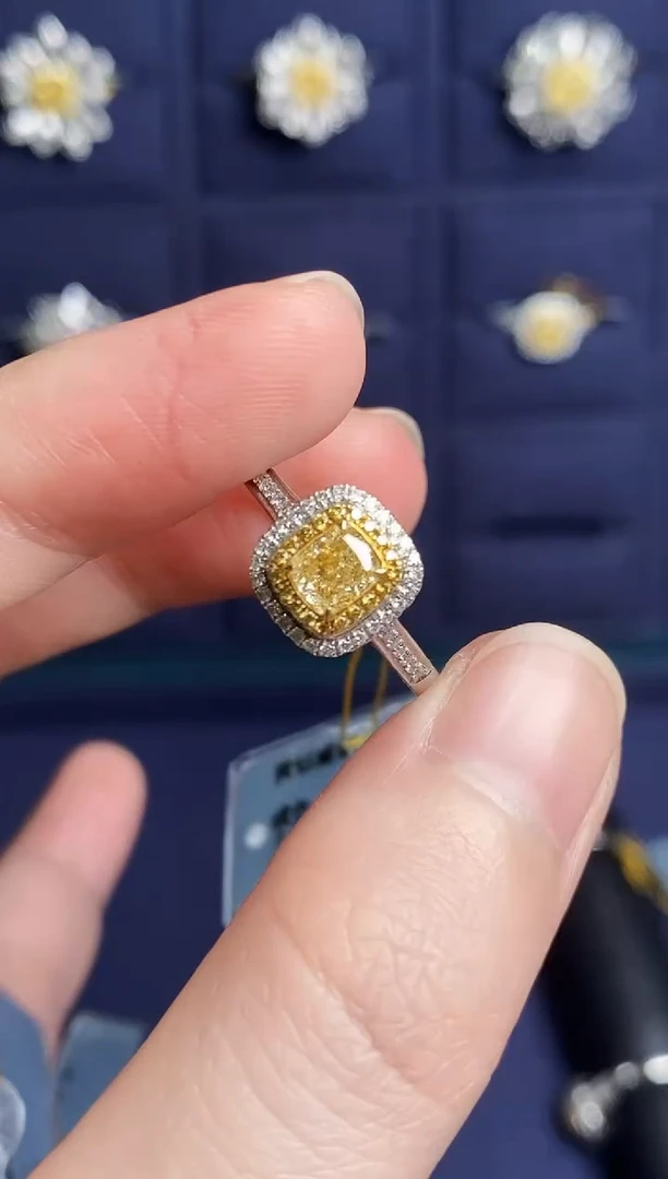 18K金镶嵌戒指钻石13