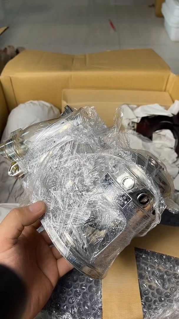 旷**南日瓷回流银色摆件