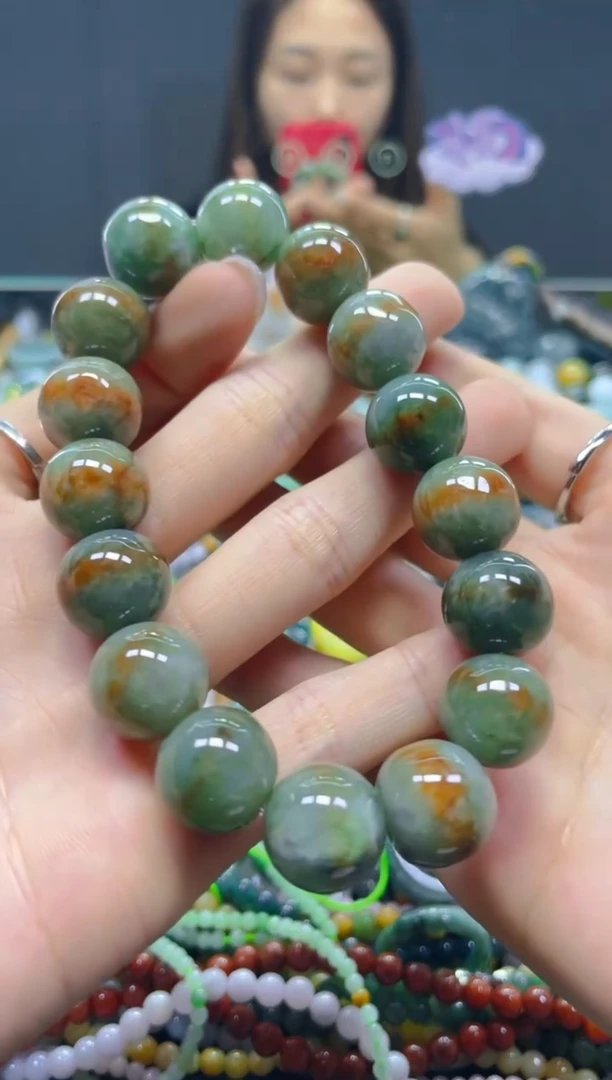 颈饰未镶嵌翡翠13MM/P/翡翠A货，一件也是批发价