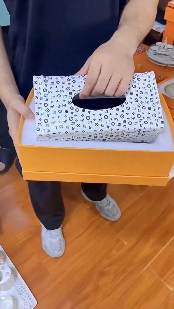 杯鸿辉家品牌瓷器，京东包邮！