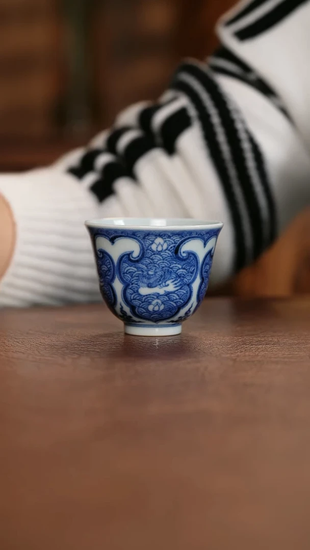 【闪购商品】元青花海水铃铛杯