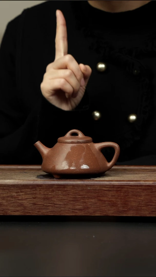 茶壶紫砂四号井老紫泥 子冶石瓢