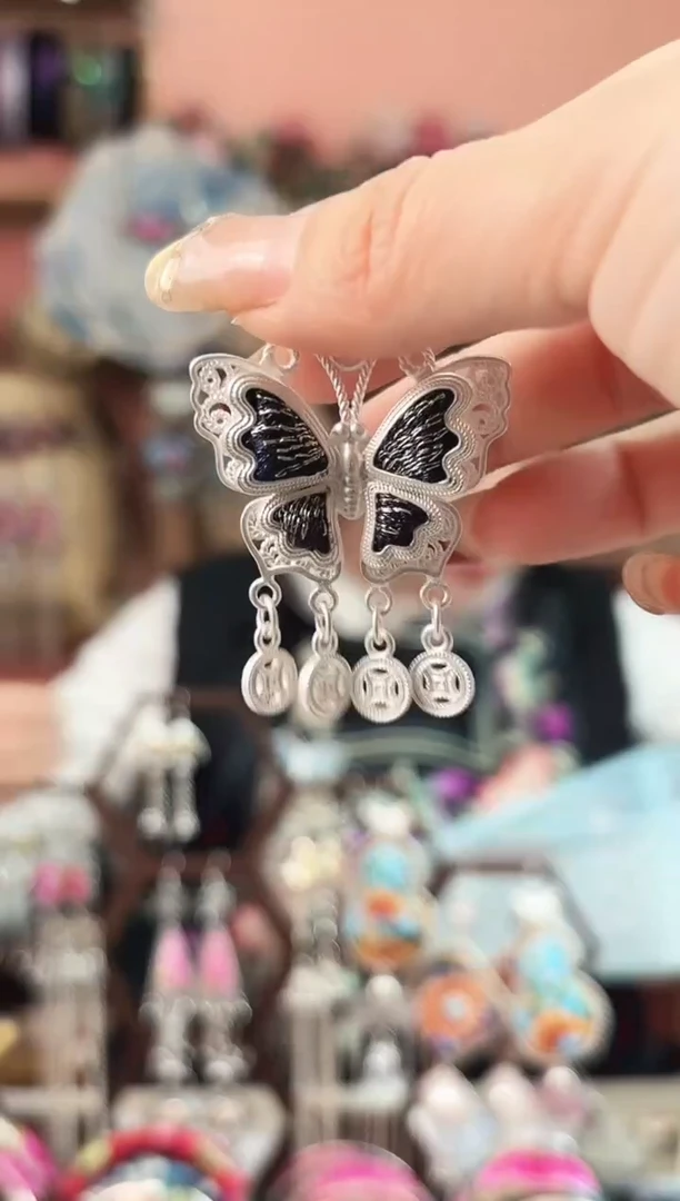 织绣彩云南阁非遗老绣9