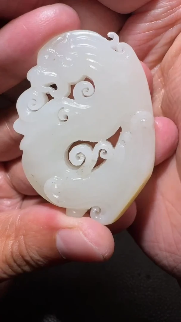 未镶嵌和田玉挂件和田玉