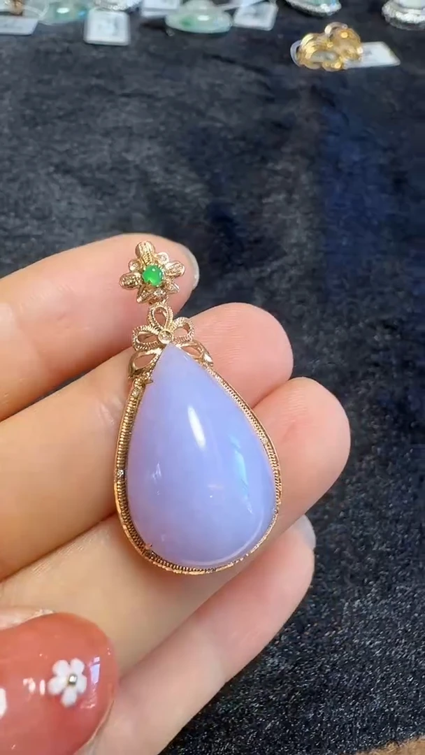 【闪购商品】翡翠吊坠(不含链)18K金镶嵌吊坠