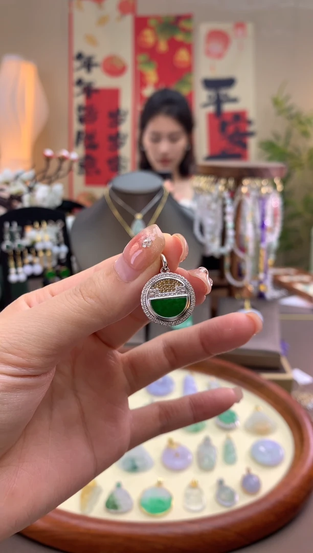 【闪购商品】翡翠颈饰银S925镶嵌无事牌