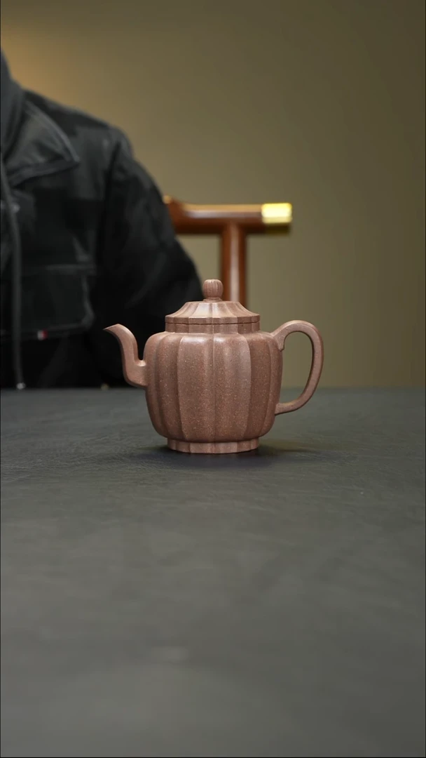 茶壶紫砂一****生筋纹宫灯