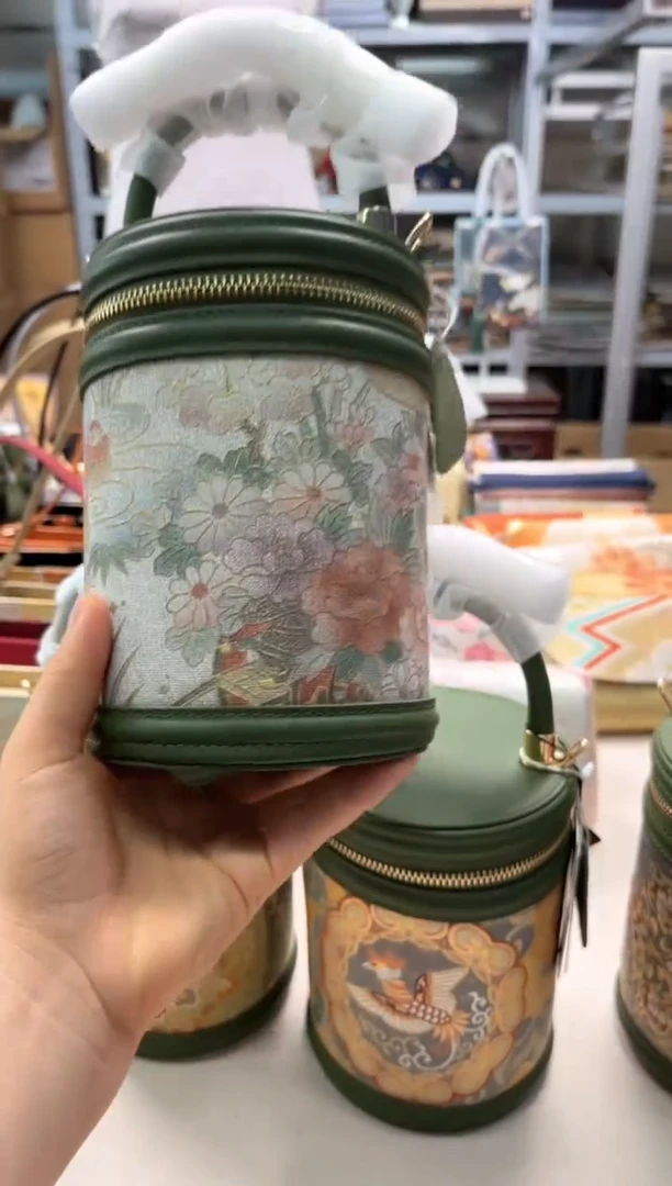 织绣精选默认有色差