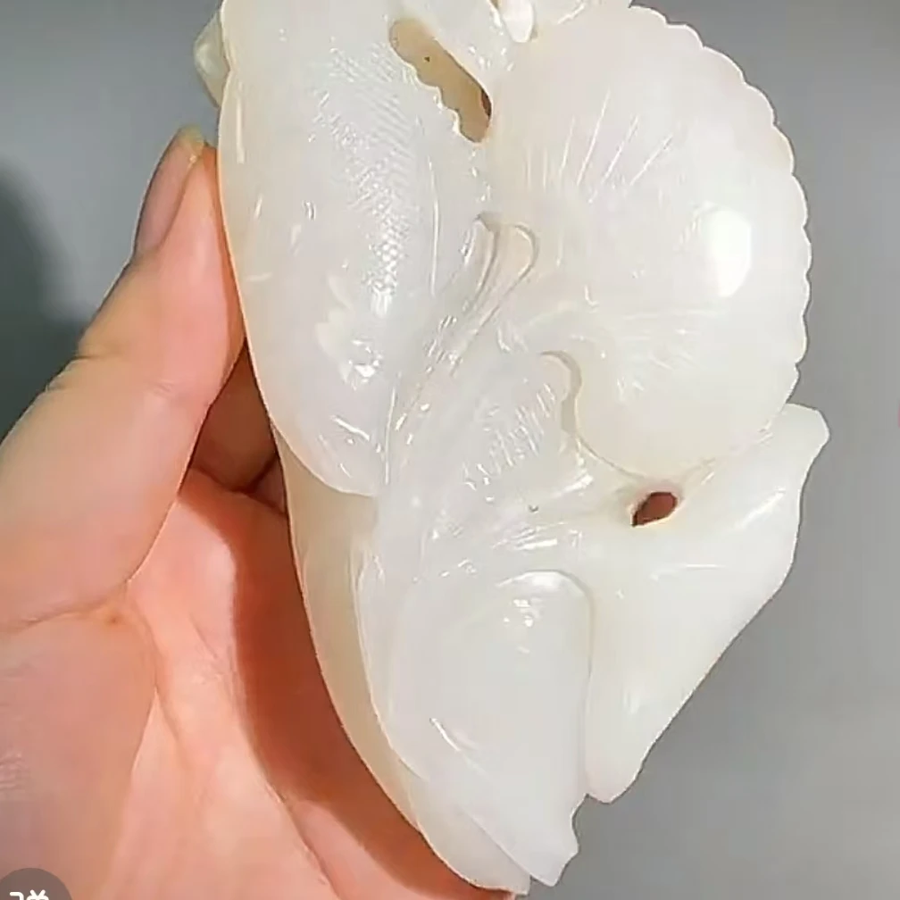 清代和田玉年年有余把件