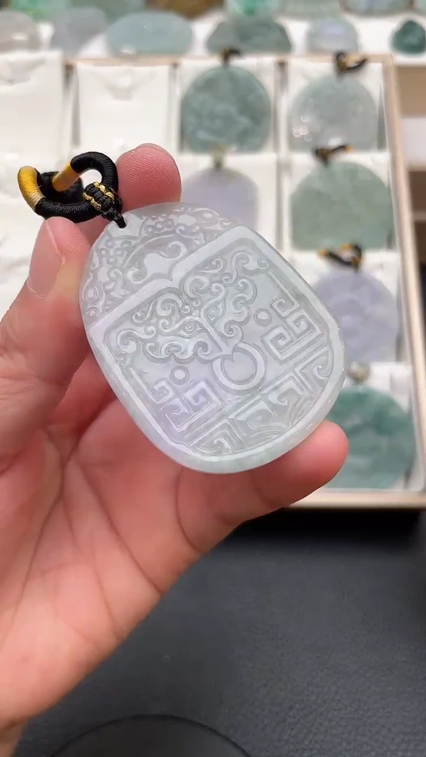 颈饰未镶嵌翡翠天然缅甸翡翠A货186