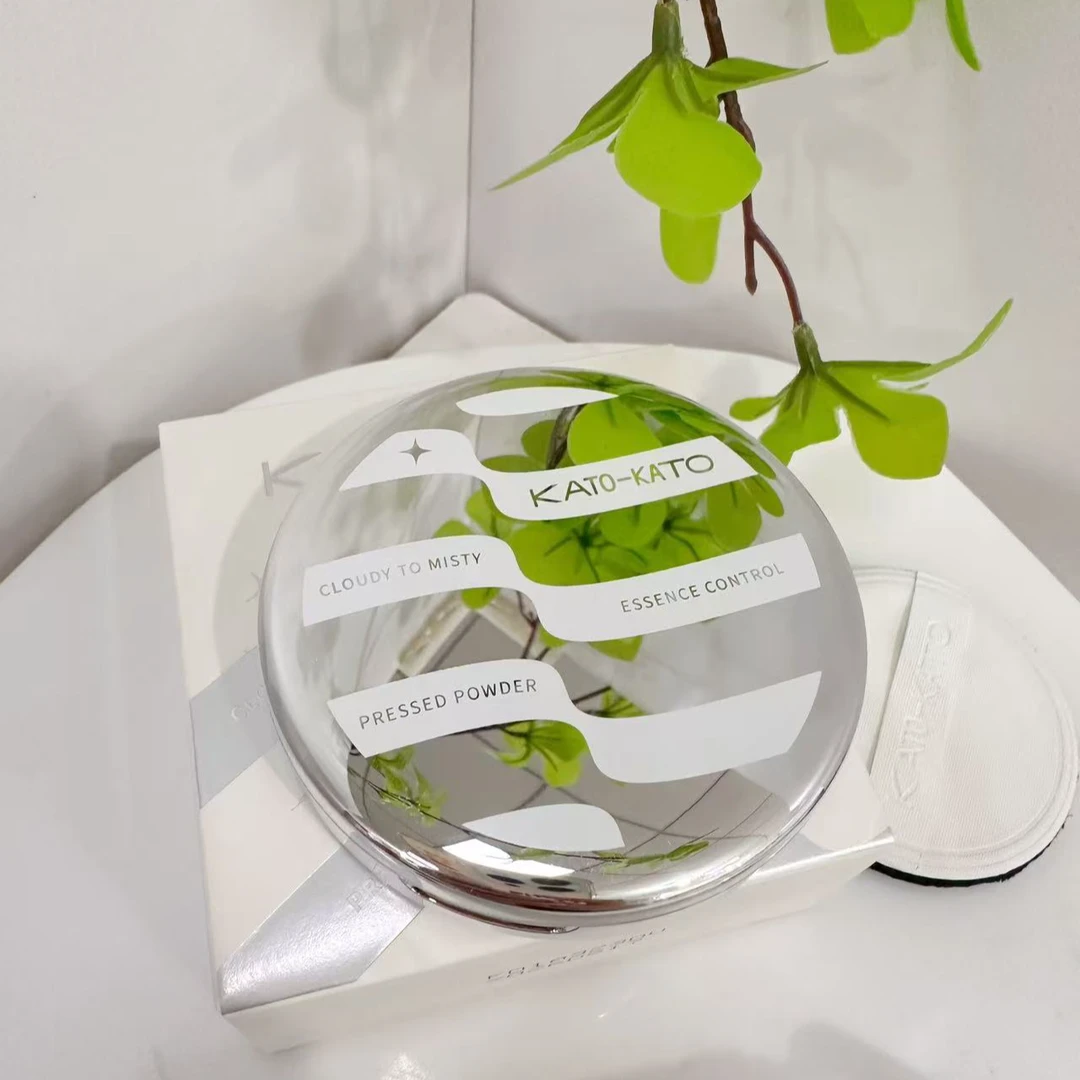 多云转雾精华调控蜜粉饼