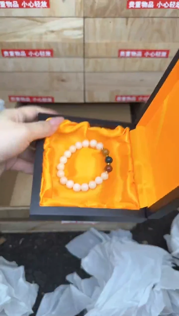 商品白玉菩提三色顶珠@@sp012