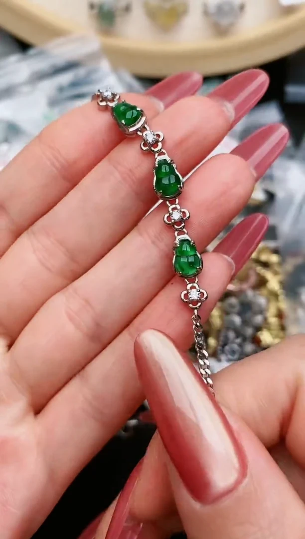 翡翠戒指银S925镶嵌....