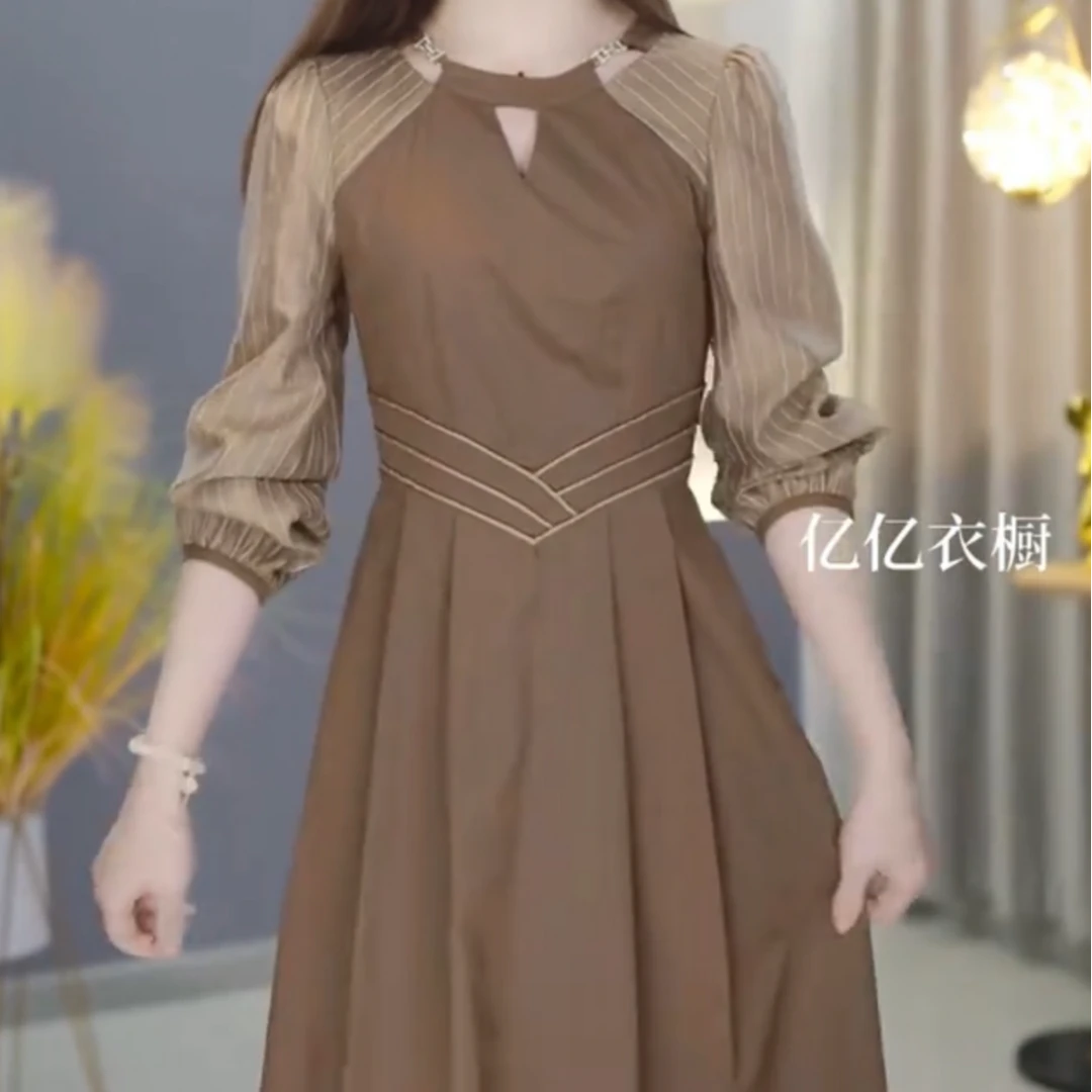 【高货定制】B38咖色新款优雅气质时尚减龄休闲收腰显瘦连衣裙