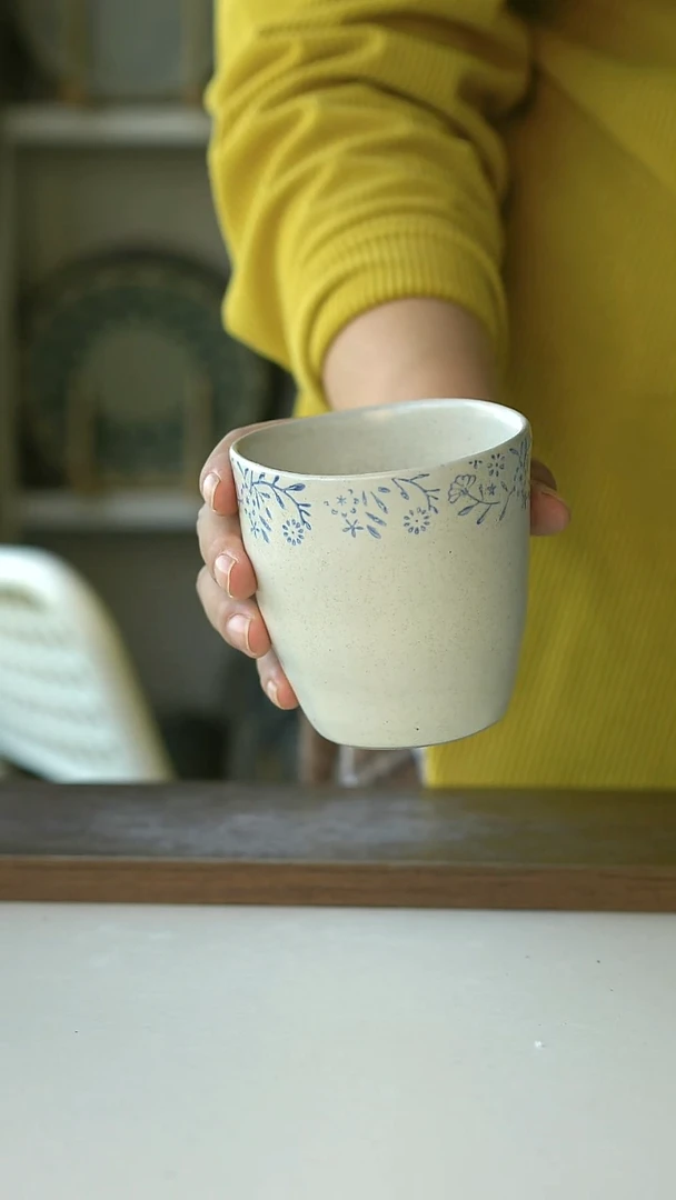 Hitable冰湖蓝手握杯300ml@4-2@微瑕