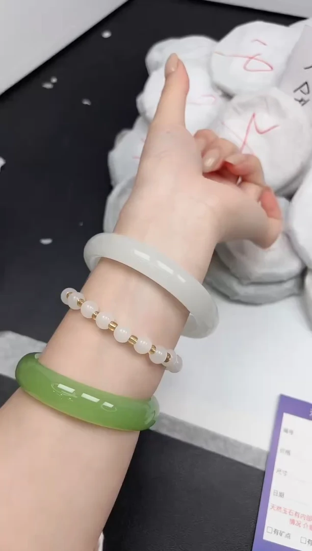 未镶嵌手镯石英质玉299/6263