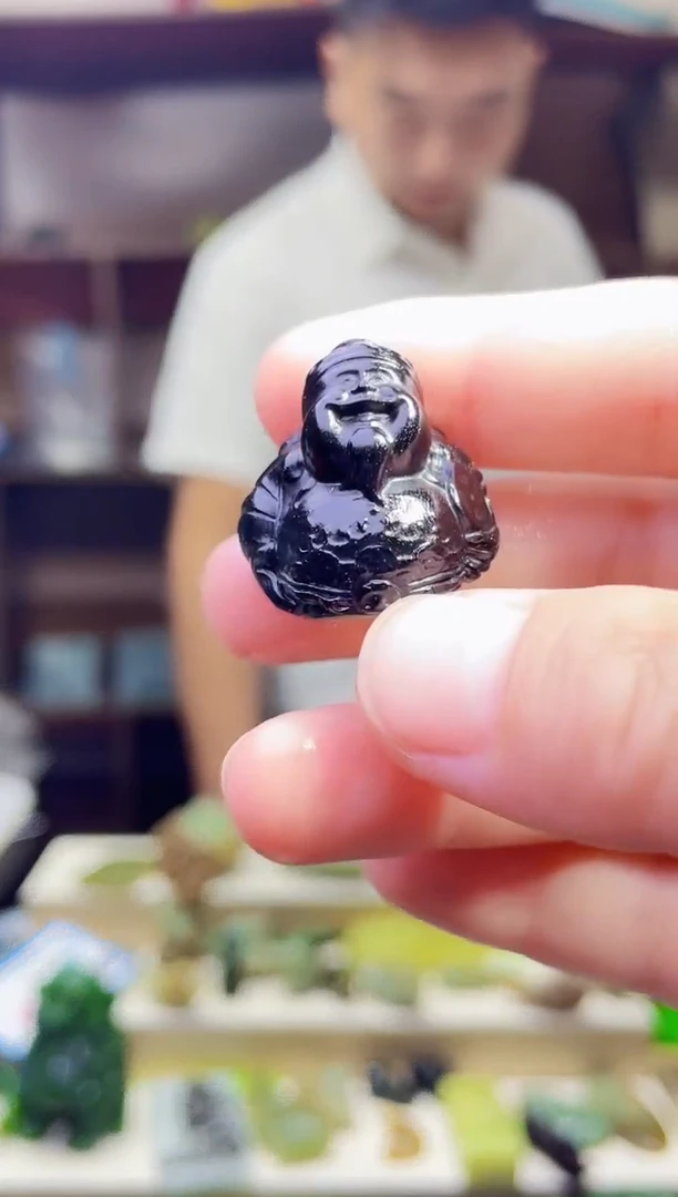 和田玉未镶嵌颈饰1