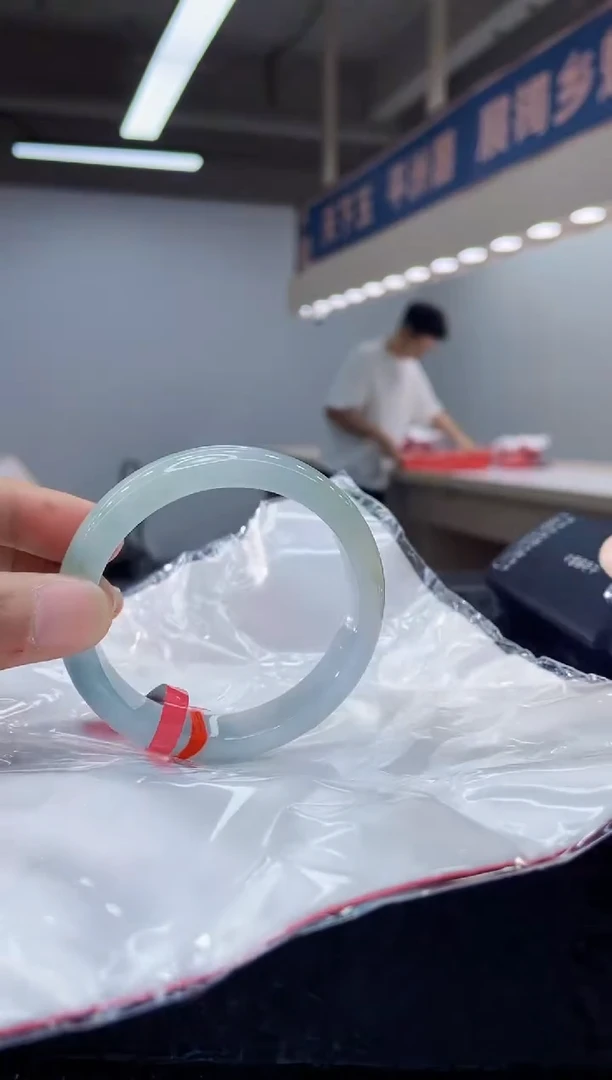 未镶嵌手镯翡翠12